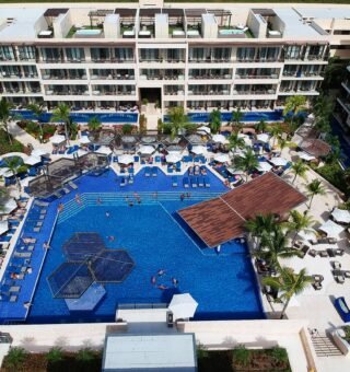 hideaway-at-royalton (1)