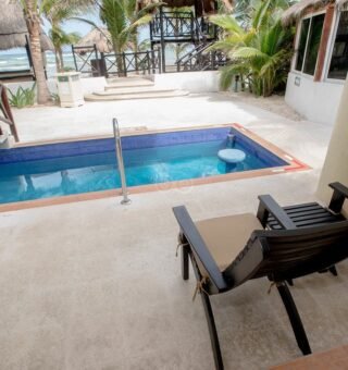 swim-up-suite–v7443642