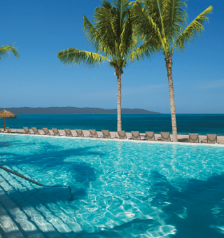 SEVPV-EXT-PoolsandBeach-2-CB