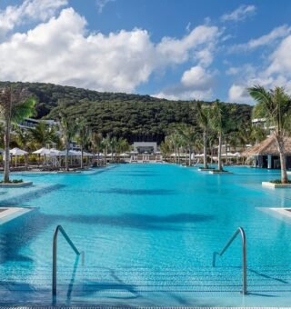 ocean-eden-bay-adults (7)