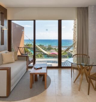 ocean-front-with-terrace–v184005