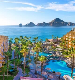 Villa del Palmar Beach Resort
