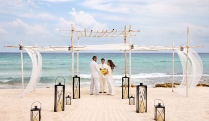 wedding-ceremony-on-beach